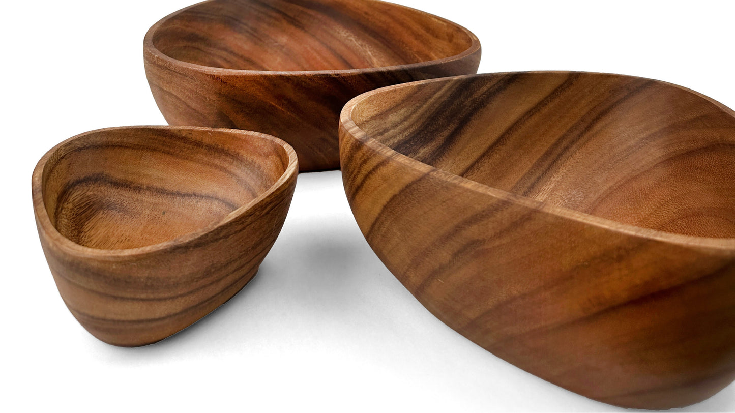Wooden Triangle Salad Bowls