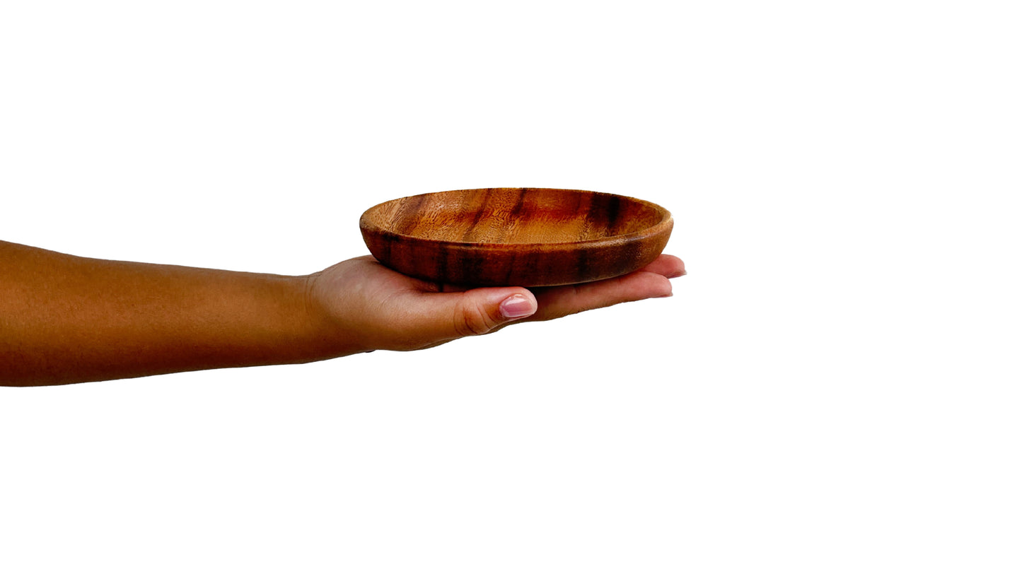 Wooden Round Plates