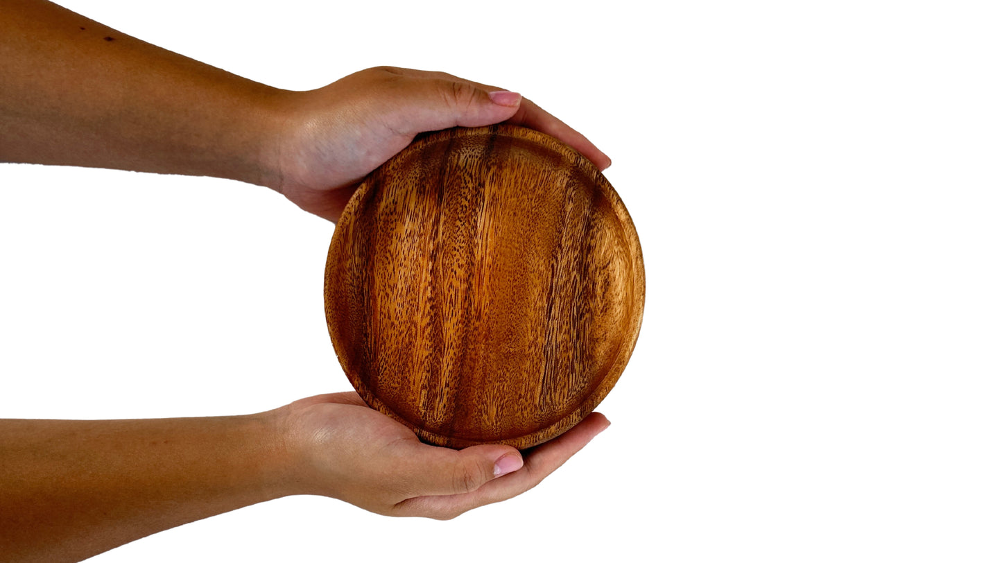 Wooden Round Plates